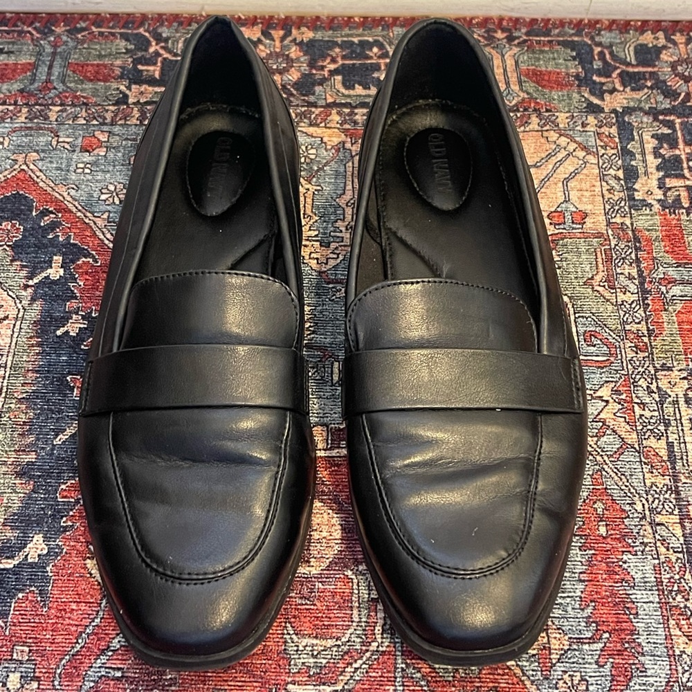 Old Navy Black Loafers
